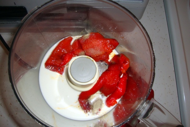 Paradajková polievka zo slnečnej Sicílie s kapiakrémom (fotorecept) - obrázok 5