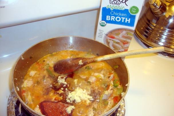 Teľacie kúsky na paprike a paradajkách (fotorecept) - obrázok 4