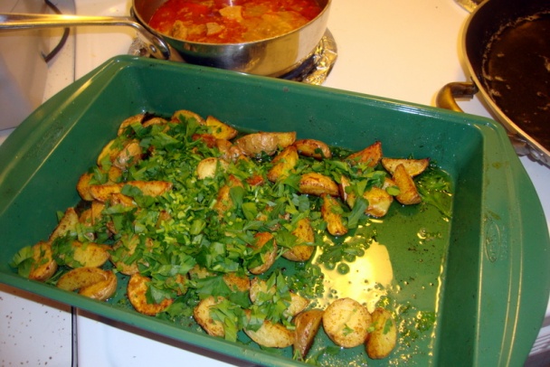 Teľacie kúsky na paprike a paradajkách (fotorecept) - obrázok 7