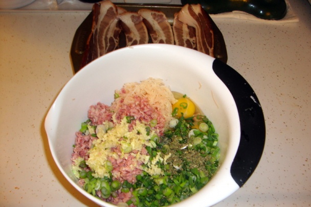 Zemiaková placka s údeným kolienkom a oštiepkom (fotorecept) - obrázok 2