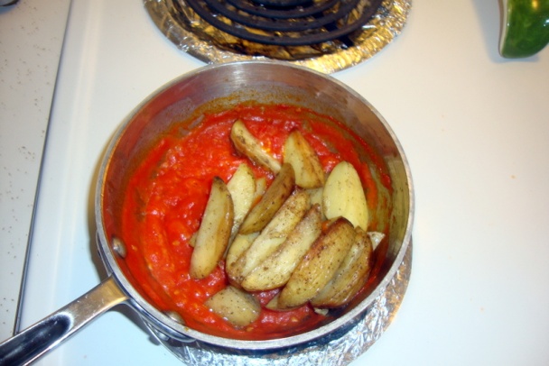 Zemiaky na paradajkách (fotorecept) - obrázok 2