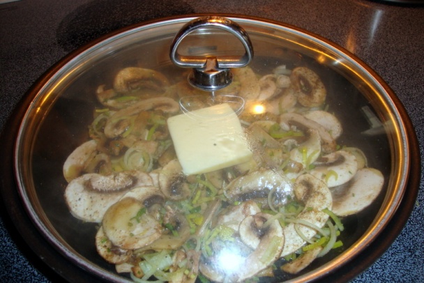 Šampiňóny s vajíčkami a s roquefortom (fotorecept) - obrázok 6