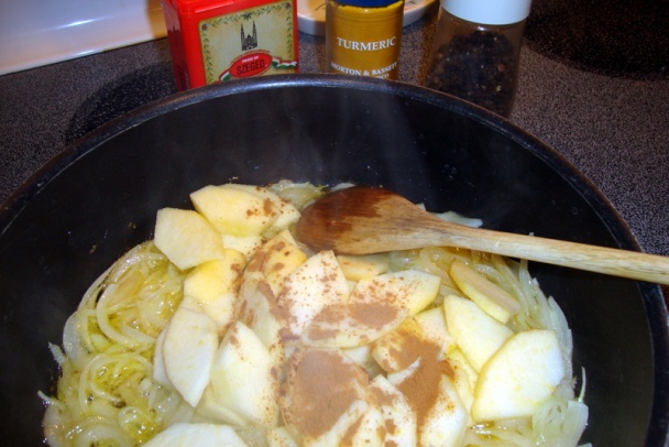 Kuracia pečeň s jablkami a kurkumou (fotorecept) - obrázok 2