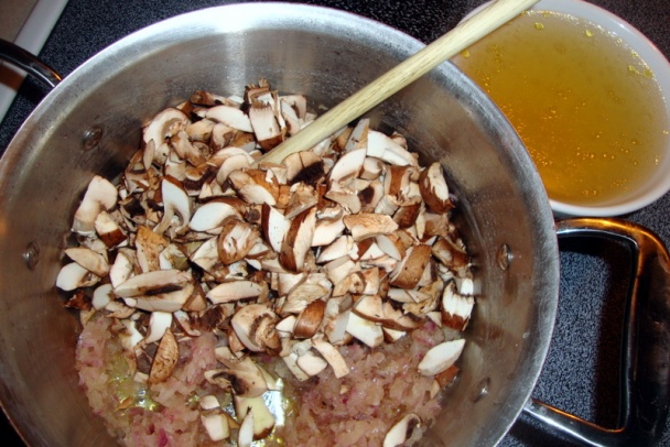 Šťavnatý mäsový bochník s čerstvými hubami (fotorecept) - obrázok 3