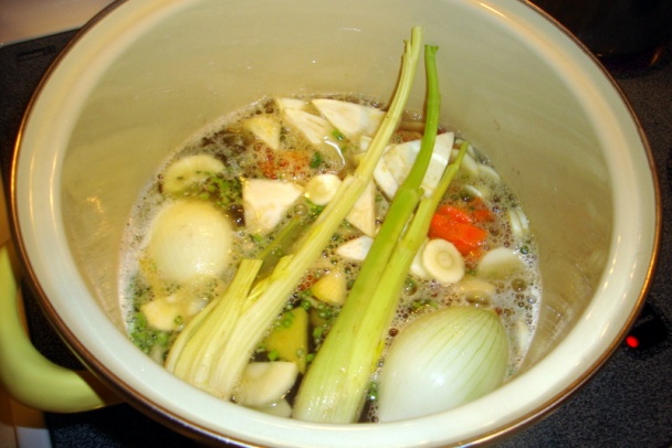 Polievka z údeného mäsa so zemiakmi (fotorecept) - obrázok 4