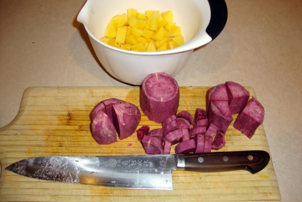 Polievka z údeného mäsa so zemiakmi (fotorecept) - obrázok 6