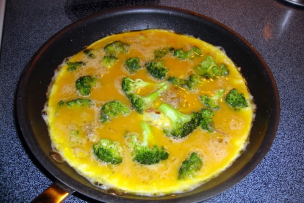 Omeleta s brokolicou a chrenom (fotorecept) - obrázok 7