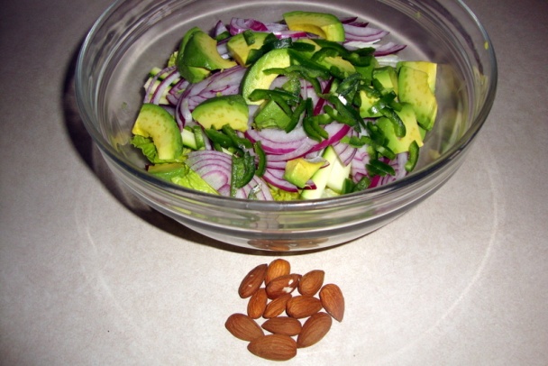 Ľahký raw šalát s avokádom (fotorecept) - obrázok 3