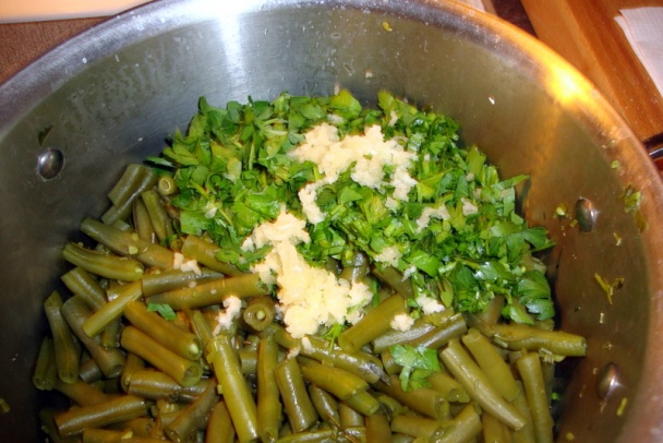 Zelená fazuľka s perkeltom po flotsky (fotorecept) - obrázok 3