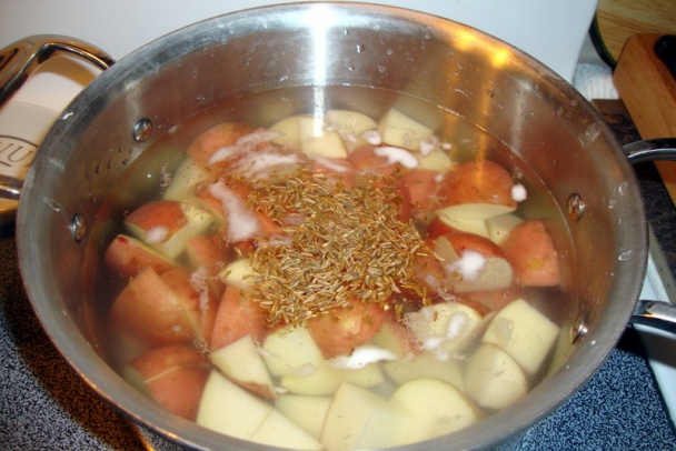 Teplý zeleninový šalát s baby brokolicou a so zemiakmi (fotorecept) - obrázok 1