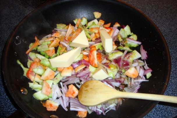 Praženica s chorizom a jadrovníkmi paprík (fotorecept) - obrázok 2