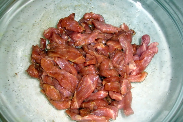 Bravčová minútka s chipotle omáčkou a pečenými zemiakmi (fotorecept) - obrázok 2