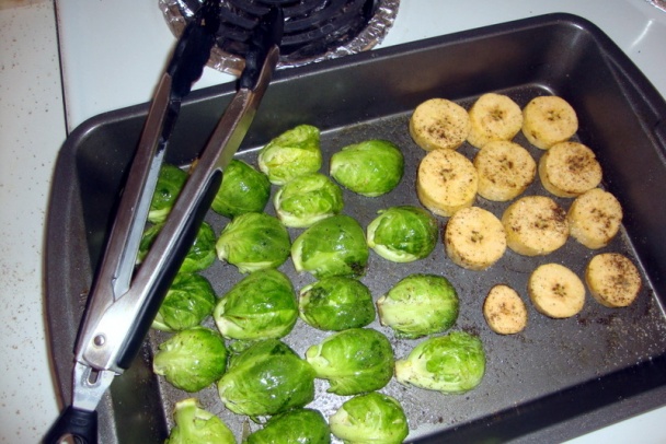 Drobné paradajky, ružičkový kel a plantain ako zoštíhľovací obed (fotorecept) - obrázok 3