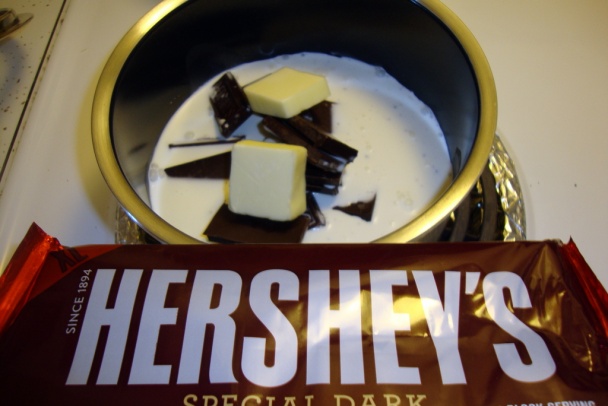 Piškótový zákusok s čučoriedkami a parížskym krémom (fotorecept) - obrázok 1