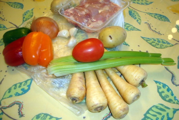 Kurací perkelt s koreňovým petržlenom (fotorecept) - obrázok 1