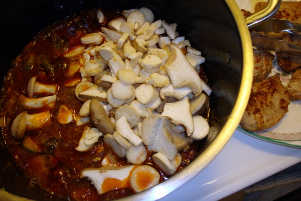 Bravčové plátky s kelom, hubami a paradajkami (fotorecept) - obrázok 7