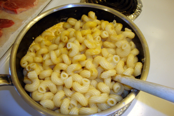 Zapečené špirálovité makaróny so syrovou omáčkou (fotorecept) - obrázok 10