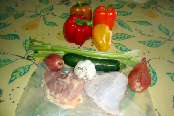 Kuracie stehná na mäsitých paprikách (fotorecept) - obrázok 1