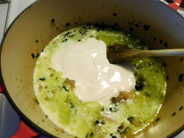 Cestoviny s Alfredo omáčkou a krevetami po mojom (fotorecept) - obrázok 7