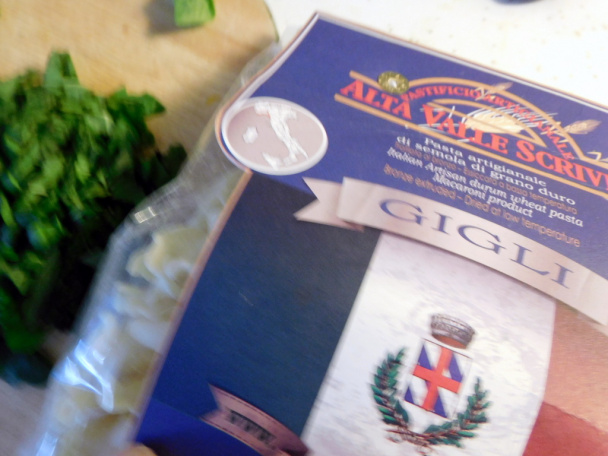 Cestoviny s Alfredo omáčkou a krevetami po mojom (fotorecept) - obrázok 11