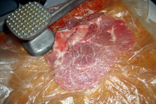 Bravčové plátky z jednej tepši pre dvoch (fotorecept) - obrázok 1