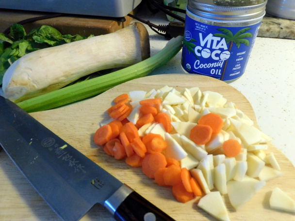 Zeleninová polievka s hlivou kotúčovou (fotorecept) - obrázok 3