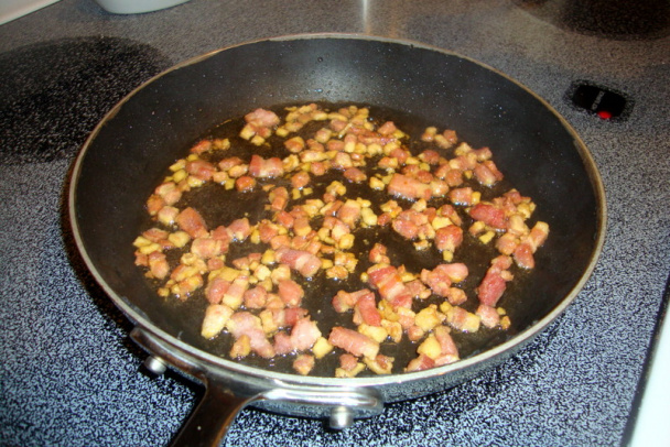 Teplý šalát so šalotkou, hráškom a čerstvou mätou (fotorecept) - obrázok 3