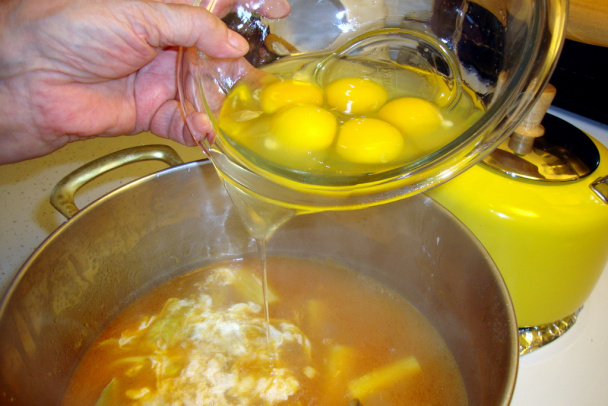 Raňajková polievka s vajíčkami (fotorecept) - obrázok 8