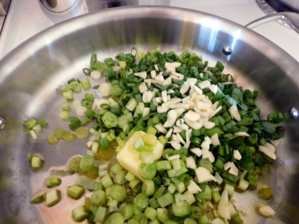 Dusené šampiňóny portobello a biele shimeji s nivou (fotorecept) - obrázok 1