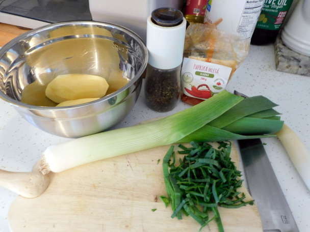 Focaccia so zemiakmi, pórom a syrom  (fotorecept) - obrázok 5