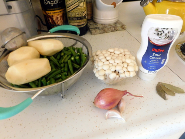 Prívarok z fazuľkových strukov so shimeji hubami (fotorecept) - obrázok 1