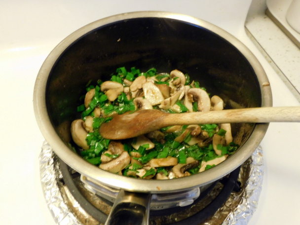 Zemiaková polievka s hubami (fotorecept) - obrázok 8