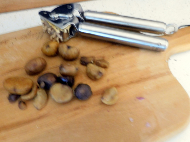 Kuracie stehná s gaštanovou plnkou (fotorecept) - obrázok 5