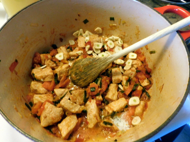 Bravčový guláš s batatami a hubami (fotorecept) - obrázok 7