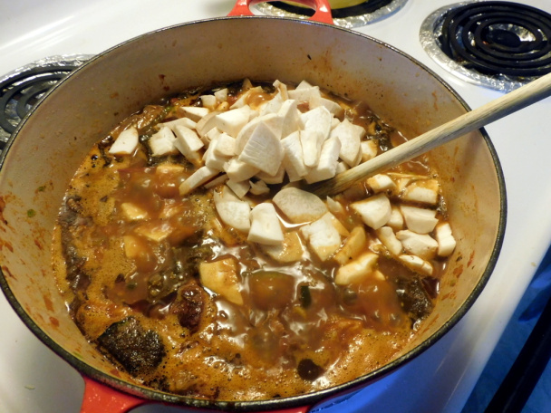 Bravčový guláš s batatami a hubami (fotorecept) - obrázok 10