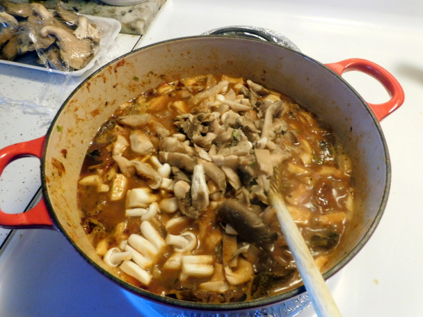 Bravčový guláš s batatami a hubami (fotorecept) - obrázok 11