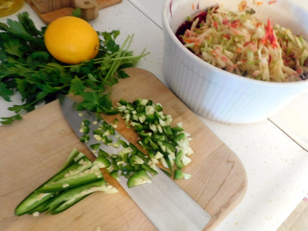 Cviklovo-mrkvovo-jablkový RAW šalát (fotorecept) - obrázok 3