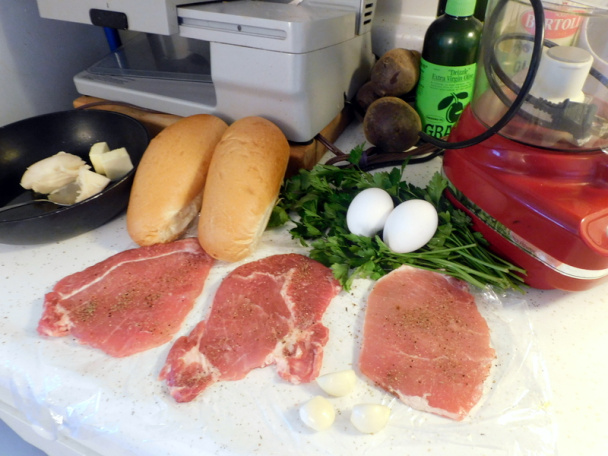 Bravčové rezne so strúhankou z čerstvých rožkov (fotorecept) - obrázok 1