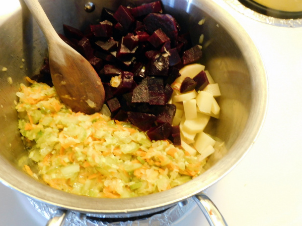 Zimná cviklová krémová polievka (fotorecept) - obrázok 4