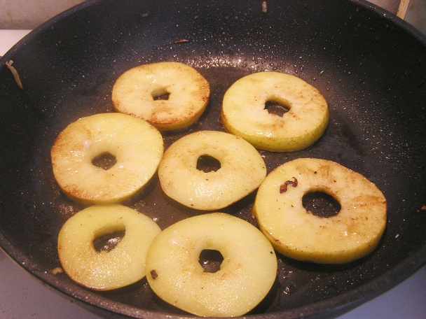 Restovaná bravčová pečeň s jablkami (fotorecept) - obrázok 3