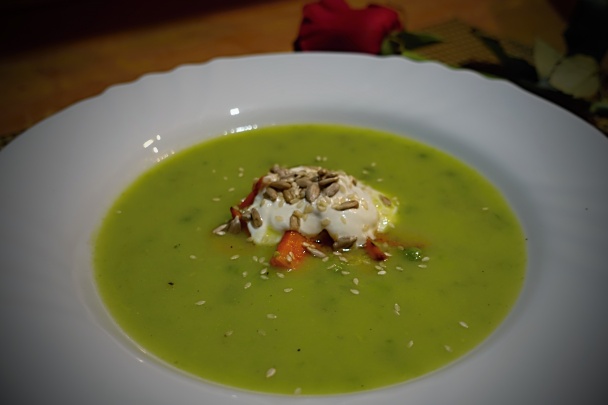 Najzelenšia hrášková polievočka - obrázok 8