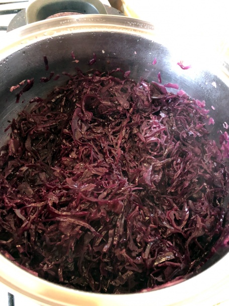 Bravčové výpečky s červenou kapustou (fotorecept) - obrázok 4