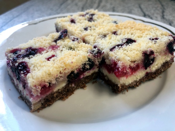 Sypaný tvarohovo-ríbezľový koláč (fotorecept) - obrázok 9