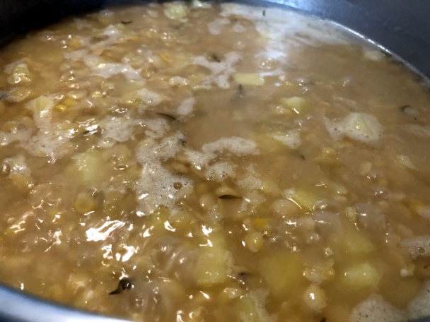 Hrachová kaša s údeným mäsom (fotorecept) - obrázok 3