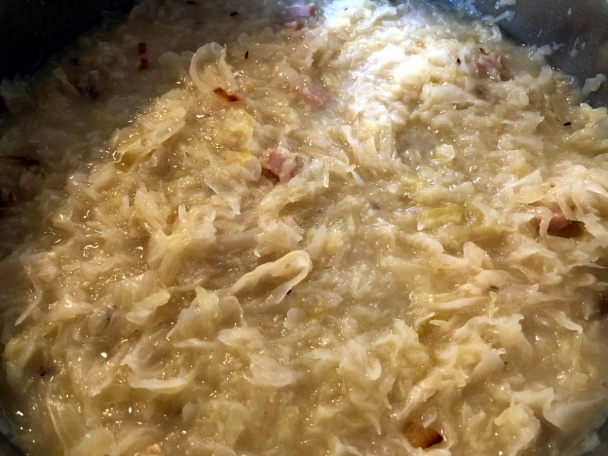 Králik s bravčovými výpečkami na čiernom pive s moravskou kapustou (fotorecept) - obrázok 9