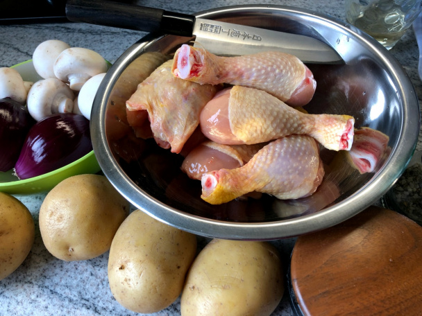 Pečené kuracie stehná s luxusnou omáčkou (fotorecept) - obrázok 1