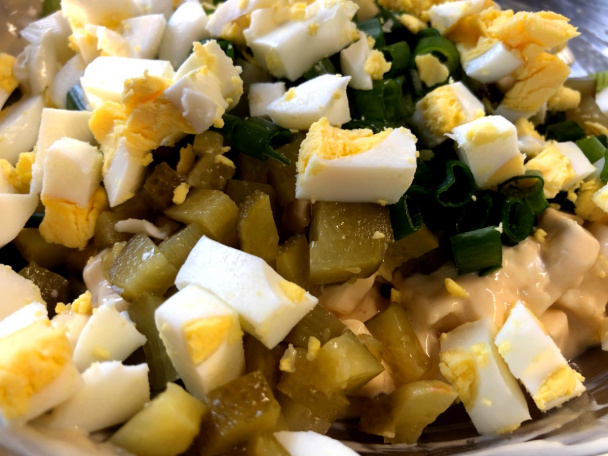 Hermelínový šalát s vajcom (fotorecept) - obrázok 4