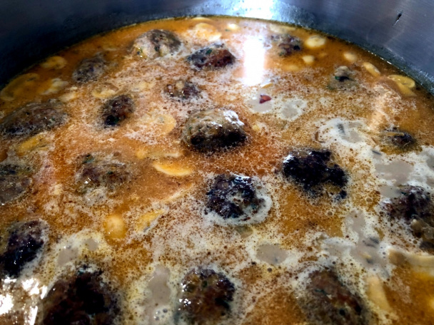 Kolienková zmes s mäsovými guľkami (fotorecept) - obrázok 7