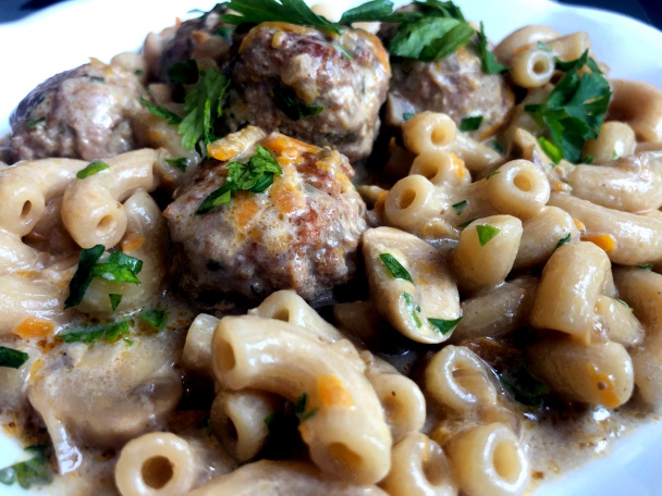 Kolienková zmes s mäsovými guľkami (fotorecept) - obrázok 9