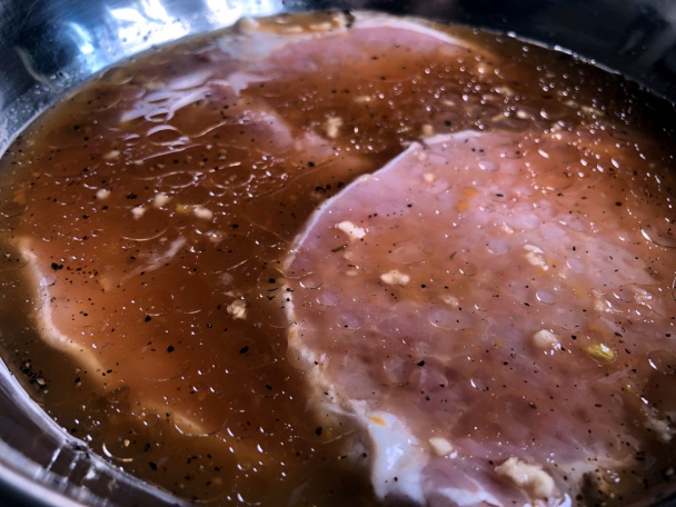 Bravčové plátky v smotanovo-paprikovej omáčke (fotorecept) - obrázok 2